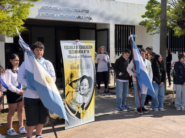 La Secundaria N 14 ya lleva el nombre Madres de Malvinas